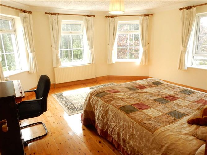 11 Silvergrove, Ballybeg, Ennis, County Clare