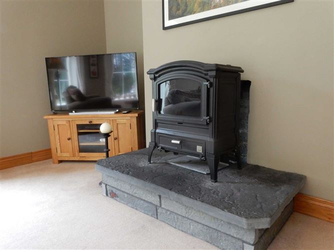 11 Silvergrove, Ballybeg, Ennis, County Clare