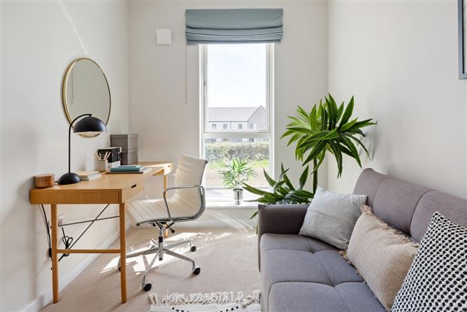 https://photos-a.propertyimages.ie/media/9/2/7/4927729/164a6cd0-57a8-4ecb-aa01-82f09c96ac87_l.jpg