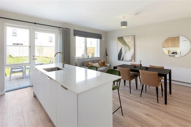 https://photos-a.propertyimages.ie/media/9/2/7/4927729/164a6cd0-57a8-4ecb-aa01-82f09c96ac87_l.jpg