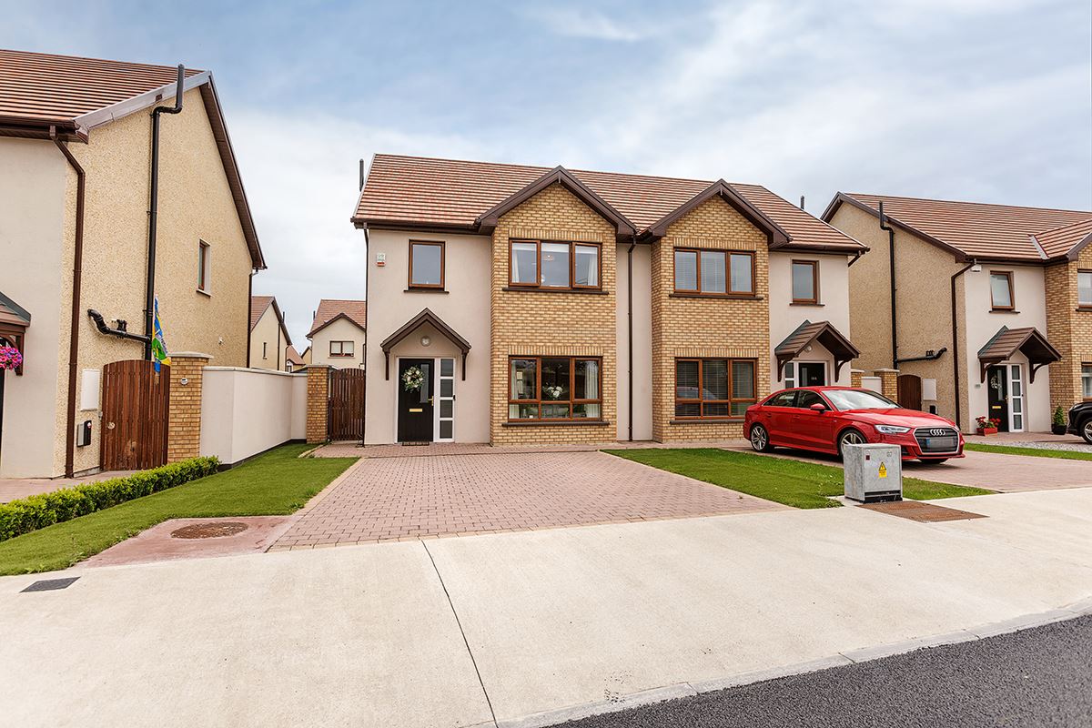 145 Monksfield, Abbeyside, Dungarvan, Waterford