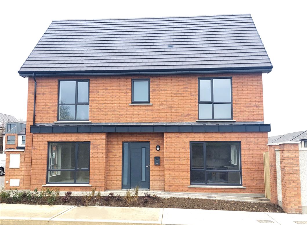 Coach, Dublin Road, Ashbourne, Meath