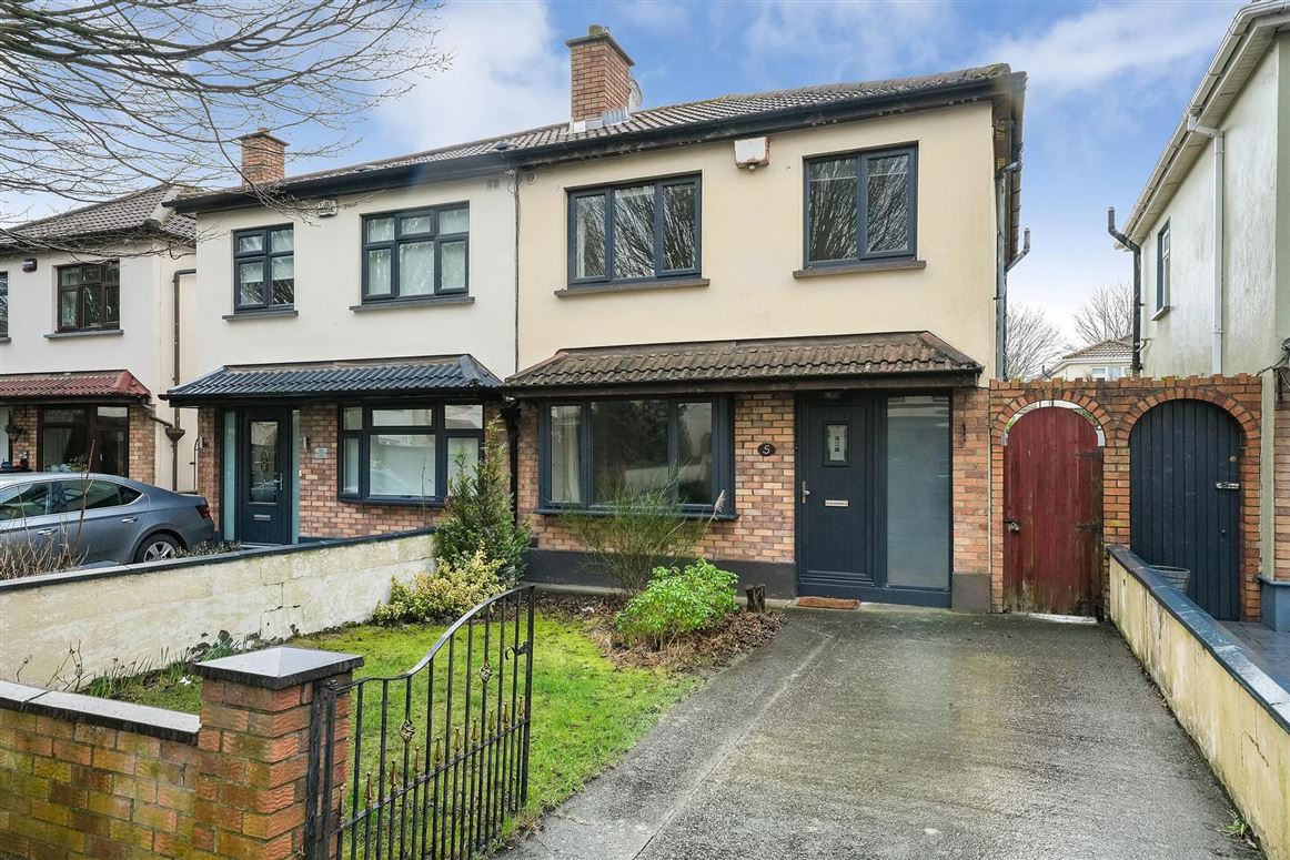 5 OAK DRIVE, Royal Oak, Santry, Dublin 9