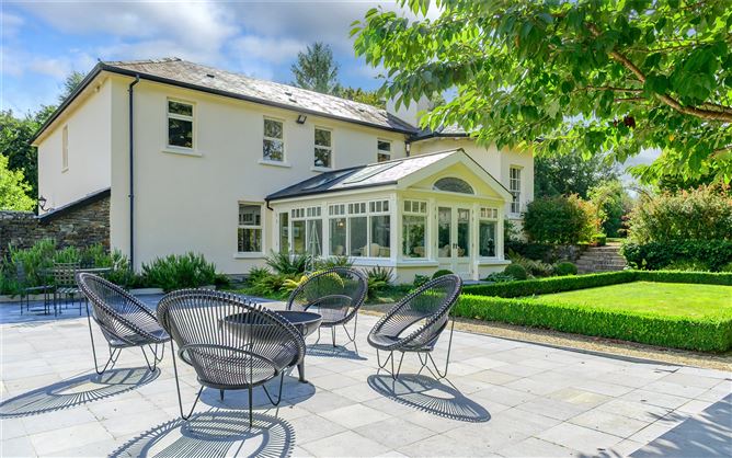 Knockmacool Lodge, Knockmacool, Enniskeane, West Cork