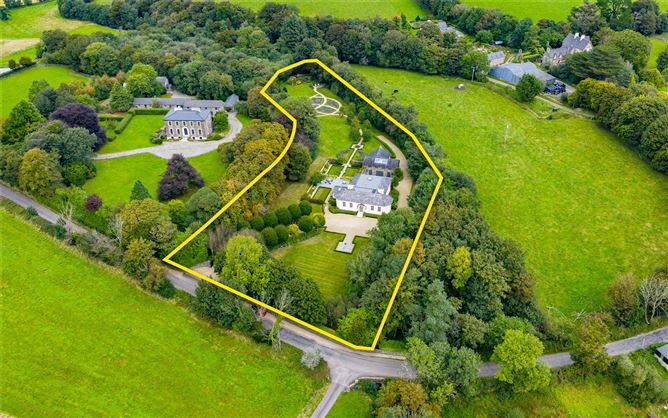 Knockmacool Lodge, Knockmacool, Enniskeane, West Cork