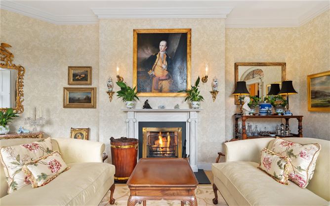 Knockmacool Lodge, Knockmacool, Enniskeane, West Cork