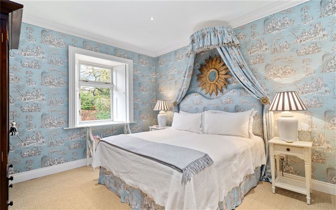 Knockmacool Lodge, Knockmacool, Enniskeane, West Cork