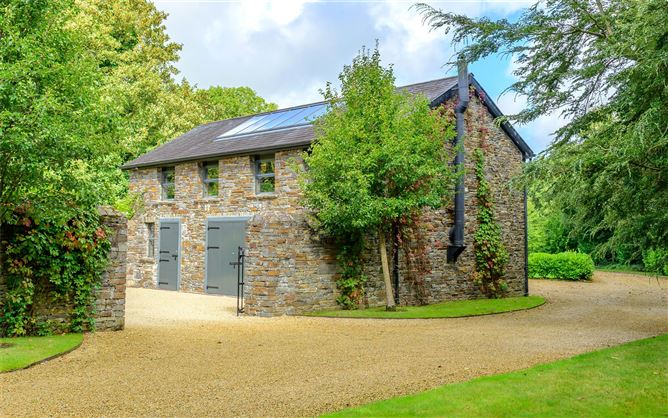 Knockmacool Lodge, Knockmacool, Enniskeane, West Cork