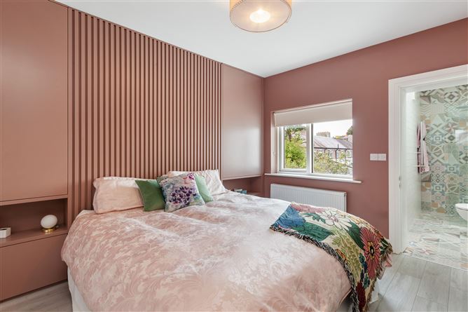 Photo 12 of 23 — 64 Howth Road, Clontarf, Dublin 3