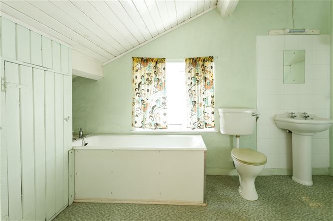 Photo 22 of 29 — 5 Bellvue Place, Townshend Street, Skibbereen, West Cork