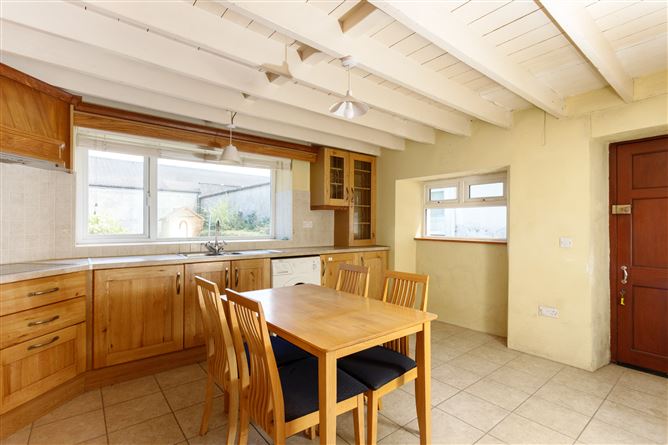 Photo 8 of 29 — 5 Bellvue Place, Townshend Street, Skibbereen, West Cork
