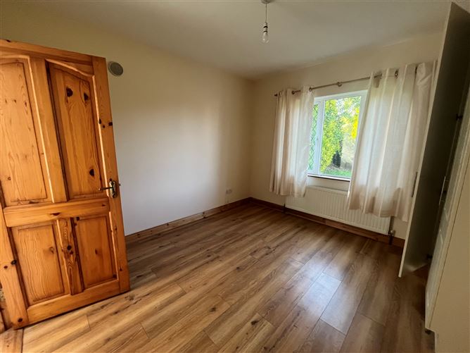 Photo 13 of 20 — 15 Willow Park, Derrymullan, Ballinasloe, Galway