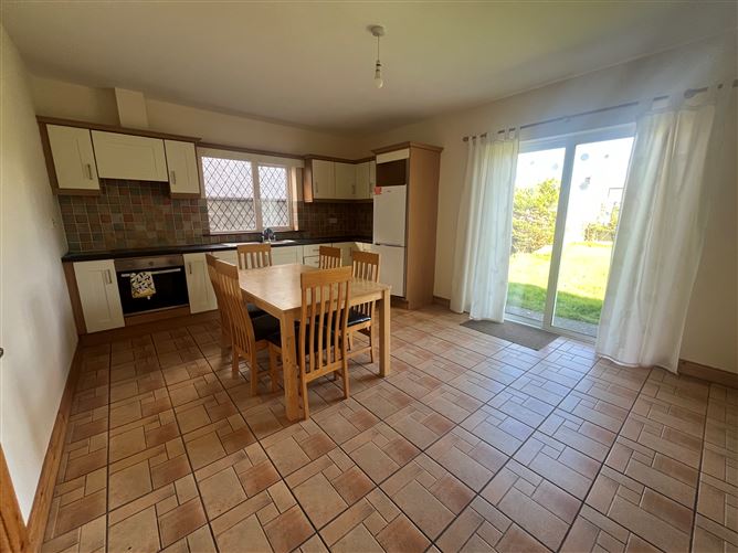 Photo 8 of 20 — 15 Willow Park, Derrymullan, Ballinasloe, Galway
