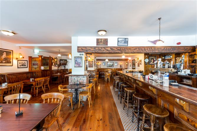 The Holy Cross Bar & Restaurant, Holycross, Butlerstown, Waterford City