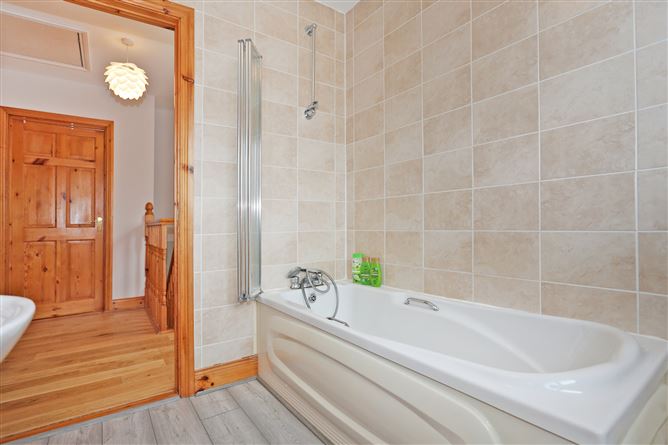 6 Cluain Droichead, Sixmilebridge, Co. Clare