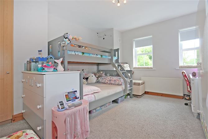 6 Cluain Droichead, Sixmilebridge, Co. Clare