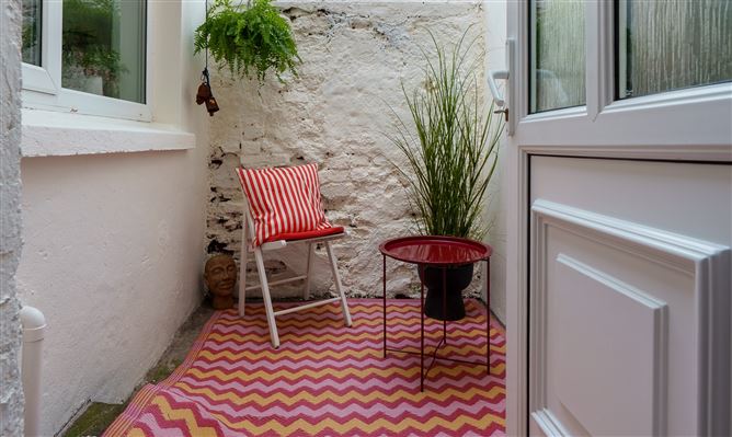 12 Mount Vernon Terrace, St Lukes, Cork