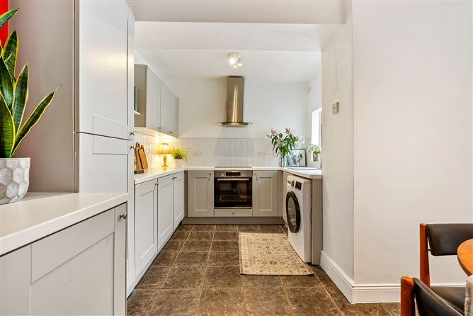 12 Mount Vernon Terrace, St Lukes, Cork