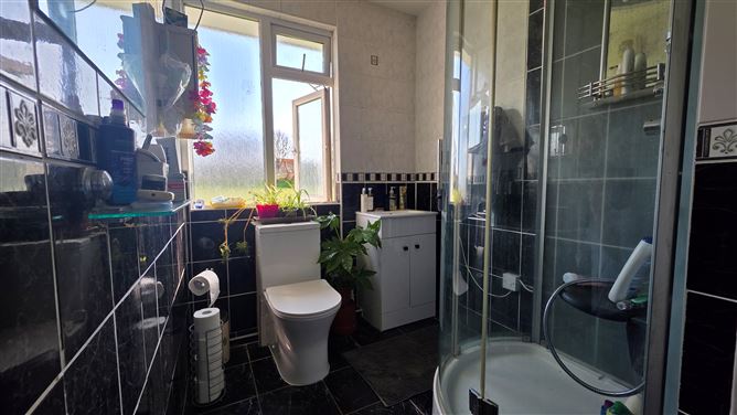 Lahard, Whitegate, East Cork