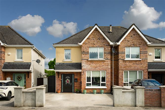 Photo 1 of 43 — 5 Castlegate, Portarlington, Laois