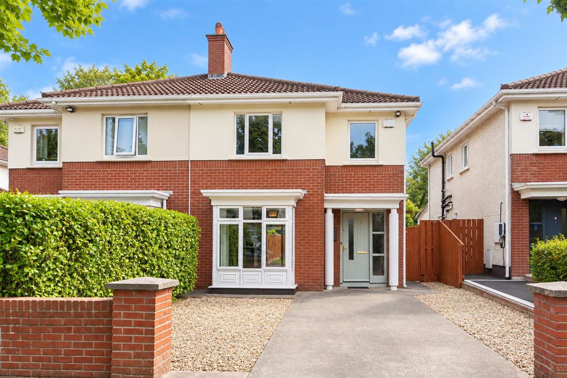 No. 5 Woodstown Meadow, Knocklyon, Dublin 16