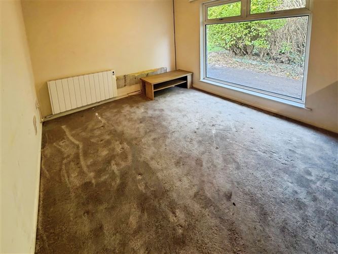 Nialam, Ballycurreen, Frankfield, Cork
