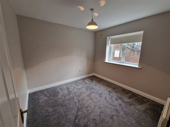 18 Cathedral Court, Clare Road, Ennis, Co. Clare