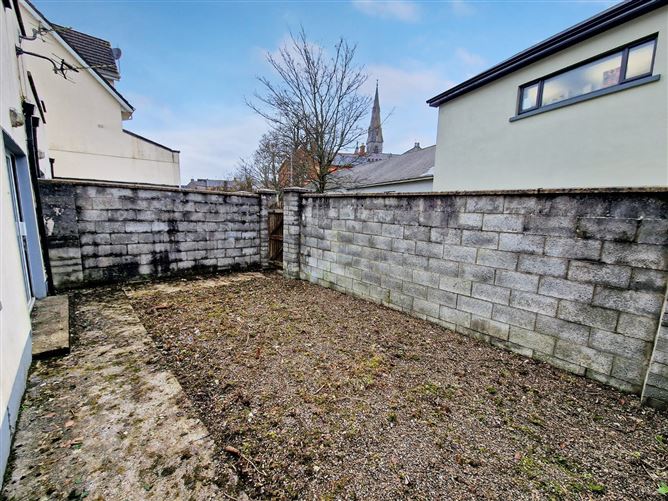 18 Cathedral Court, Clare Road, Ennis, Co. Clare