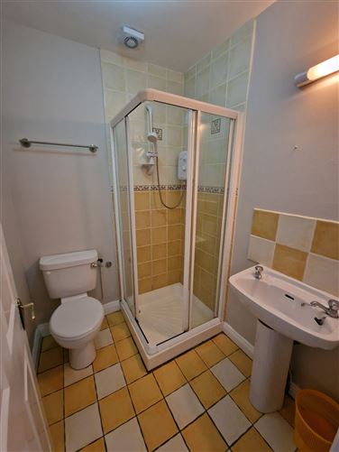 18 Cathedral Court, Clare Road, Ennis, Co. Clare