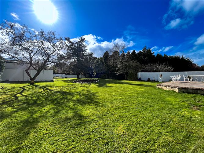 43 Hainault Road, Foxrock, Dublin 18