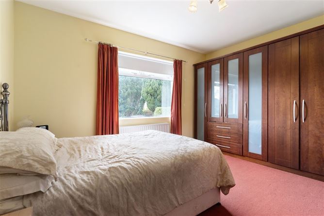 43 Hainault Road, Foxrock, Dublin 18