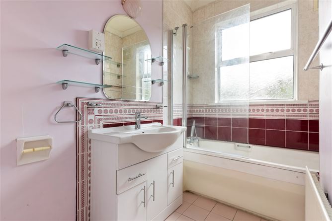 43 Hainault Road, Foxrock, Dublin 18