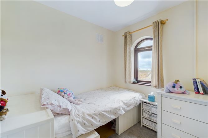 2 Greenoaks, Rockshire Road, Ferrybank, Waterford