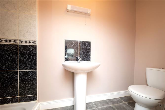 41 Clonmore, Mallow, Co. Cork.