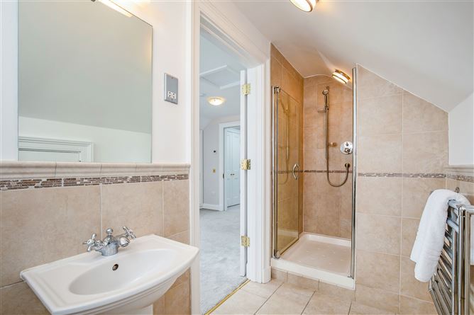 11 Ailesbury Wood, Ballsbridge,   Dublin 4