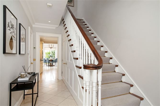 11 Ailesbury Wood, Ballsbridge,   Dublin 4