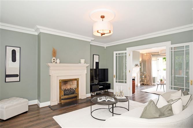 11 Ailesbury Wood, Ballsbridge,   Dublin 4