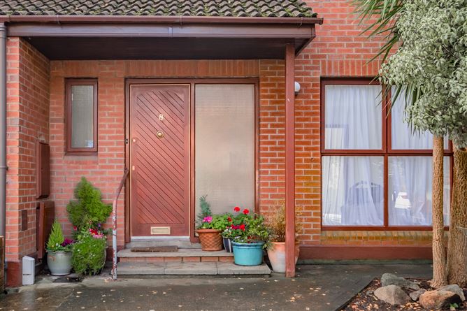 8 Cluny Park, Killiney, County Dublin