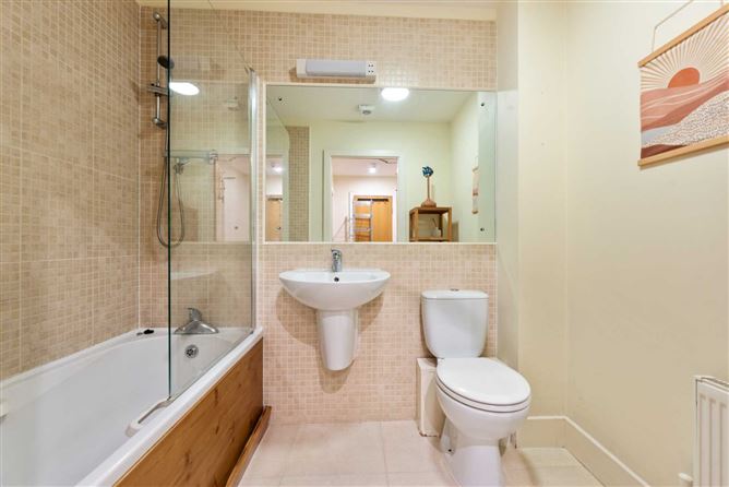 Apartment 603, Block 600, Cathedral Court, New Street South, Dublin 8, County Dublin