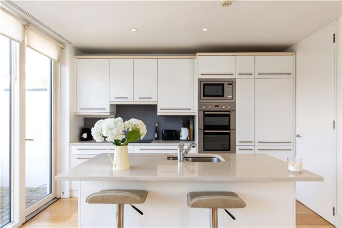 Benowen, 58 A Foxrock Avenue, Foxrock, Dublin 18