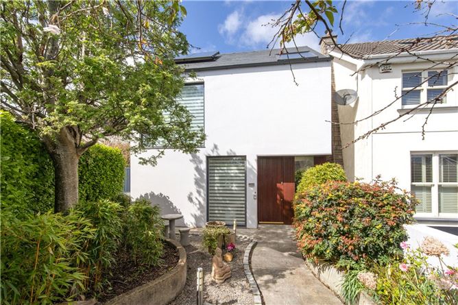 Benowen, 58 A Foxrock Avenue, Foxrock, Dublin 18