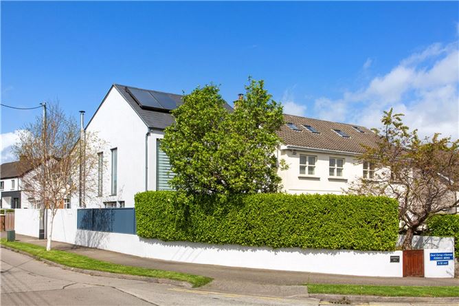 Benowen, 58 A Foxrock Avenue, Foxrock, Dublin 18