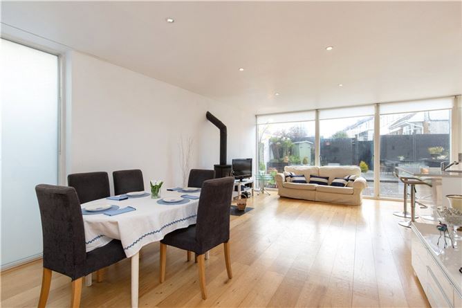 Benowen, 58 A Foxrock Avenue, Foxrock, Dublin 18