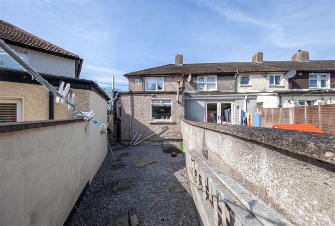 16 Faussagh Road, Cabra, Dublin