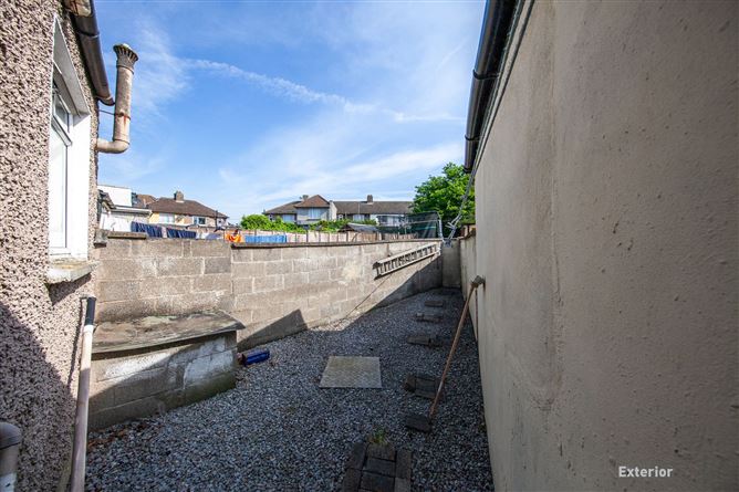 16 Faussagh Road, Cabra, Dublin
