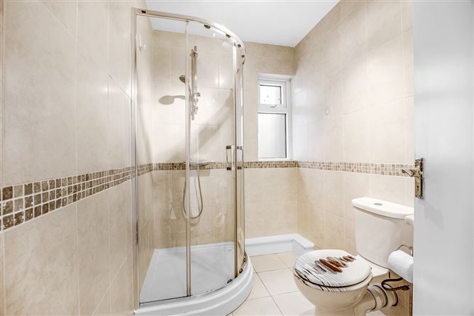 17 Woodview Court, Glenalbyn Road, Stillorgan, County Dublin