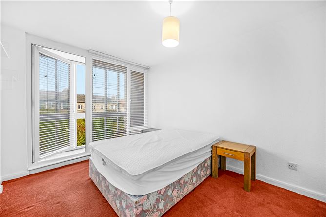 17 Woodview Court, Glenalbyn Road, Stillorgan, County Dublin