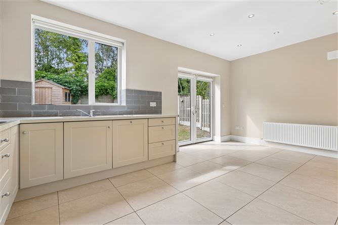 Photo 8 of 20 — 22 St. John's Road, Clondalkin, Dublin 22
