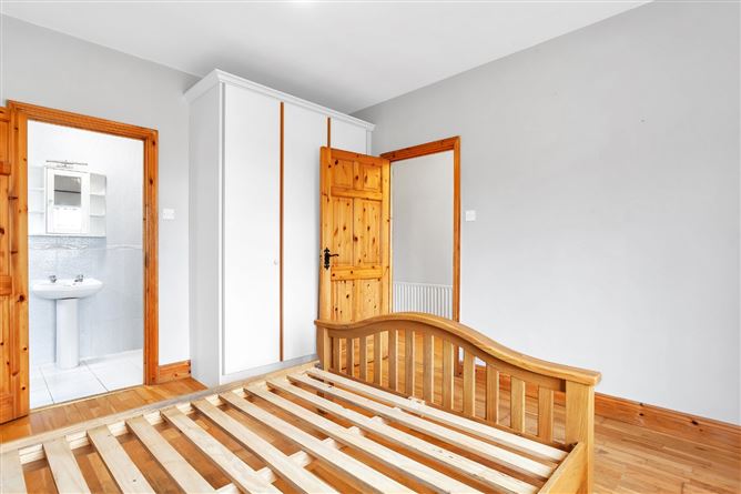 12 Preston Heights, Kilmeage, Naas, Co.Kildare