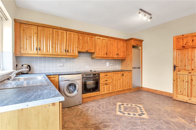 12 Preston Heights, Kilmeage, Naas, Co.Kildare